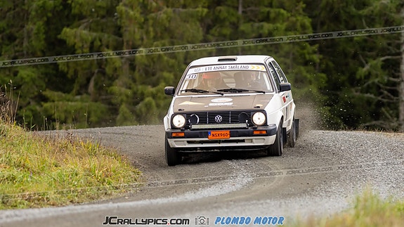 Volkswagen Golf II 4 of 5