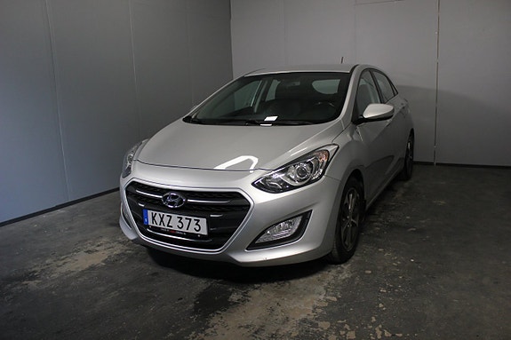 Hyundai i30 2 of 19
