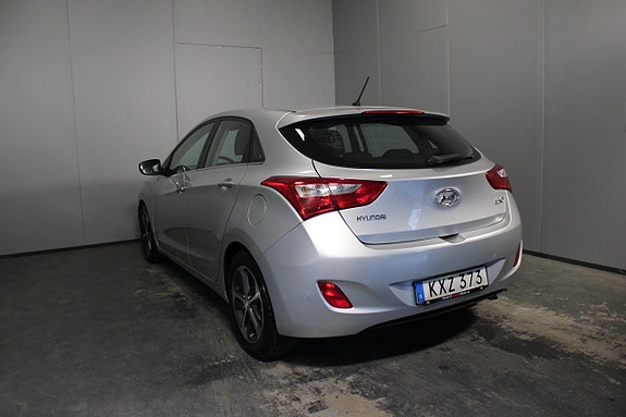 Hyundai i30 3 of 19