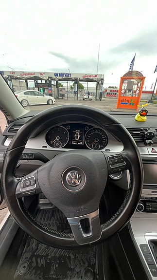 Volkswagen Passat 6 of 8