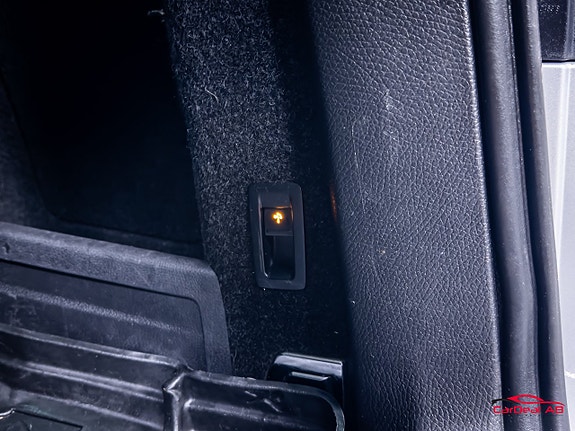 Volkswagen Passat 18 of 27