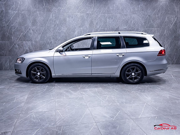 Volkswagen Passat 4 of 27