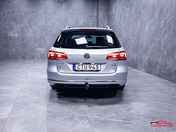 Volkswagen Passat 6 of 27