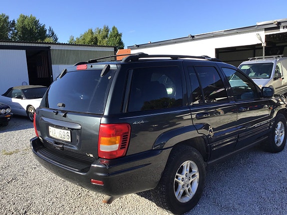 Jeep Grand Cherokee 7 of 30