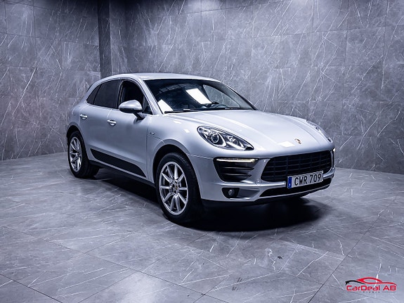 Porsche Macan 9 of 30