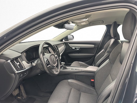 Volvo V90 11 of 30