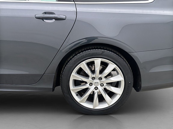 Volvo V90 28 of 30