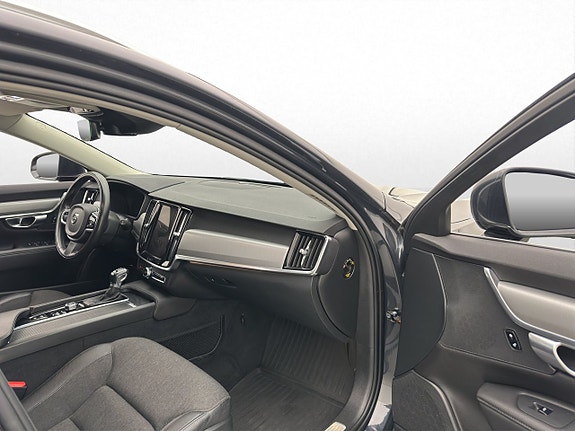 Volvo V90 15 of 30