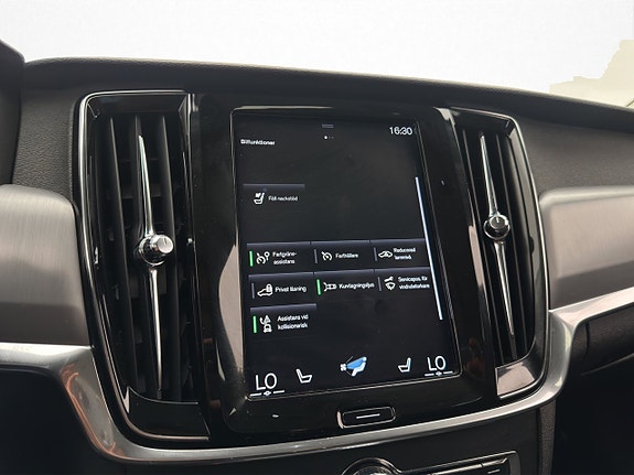 Volvo V90 22 of 30