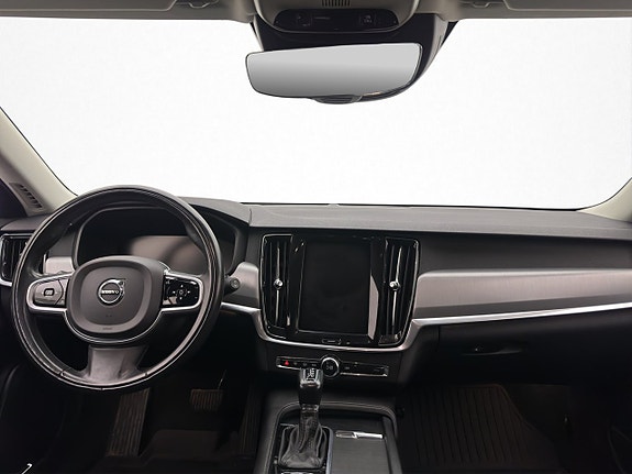 Volvo V90 12 of 30