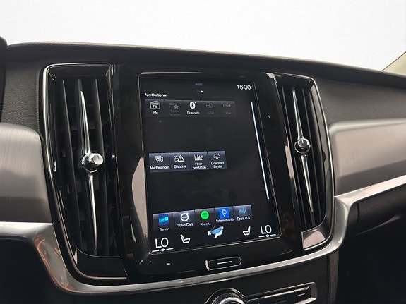 Volvo V90 23 of 30