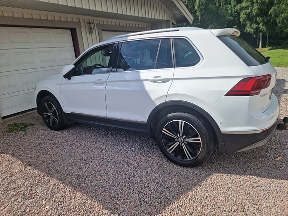 Volkswagen Tiguan 4 of 5