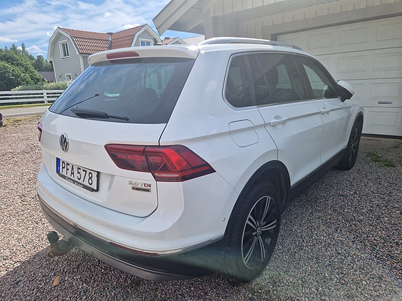 Volkswagen Tiguan 3 of 5
