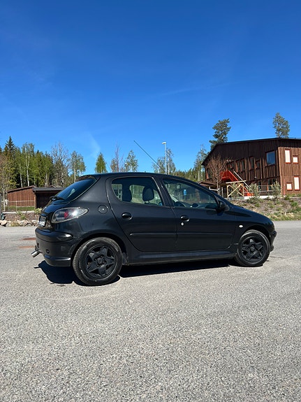 Peugeot 206 3 of 5