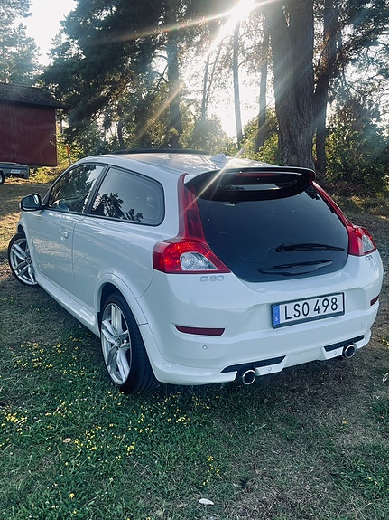 Volvo C30 3 of 5