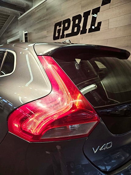 Volvo V40 19 of 19