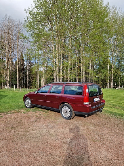 Volvo V70 5 of 5