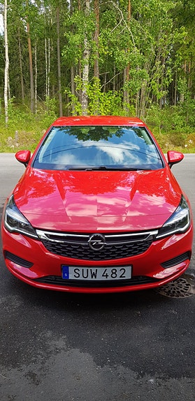 Opel Astra 4 of 5
