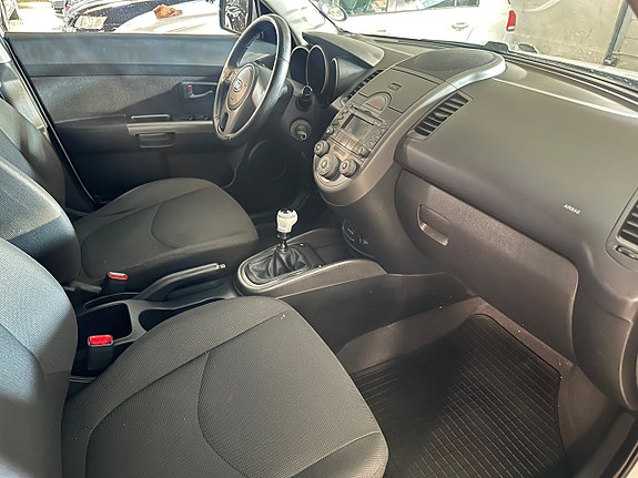 Kia Soul 7 of 10