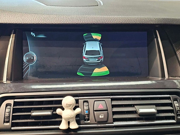 BMW 520d 14 of 17