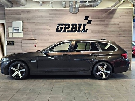 BMW 520d 3 of 17