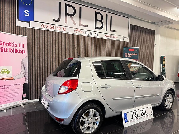 Renault Clio 3 of 13