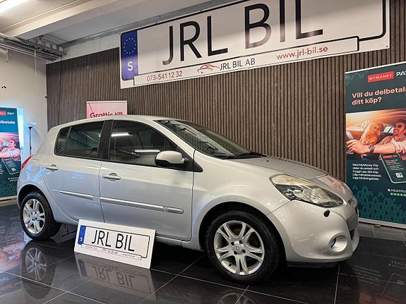 Renault Clio 2 of 13