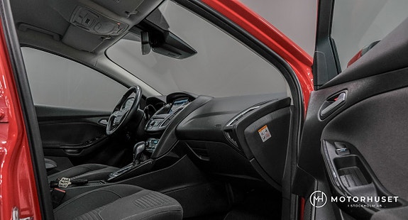 Ford Focus 9 of 17