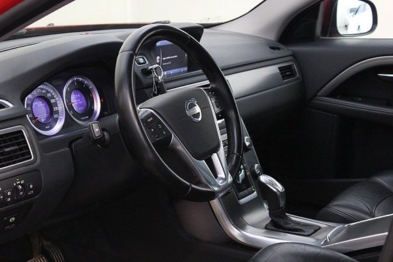 Volvo V70 10 of 21