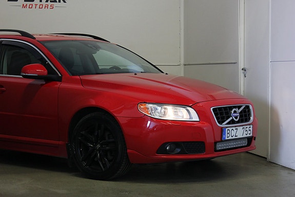Volvo V70 4 of 21