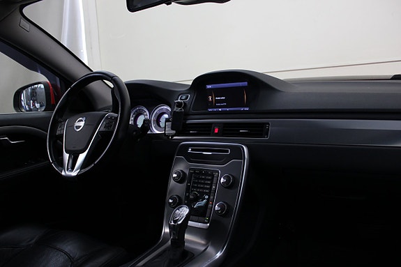 Volvo V70 15 of 21