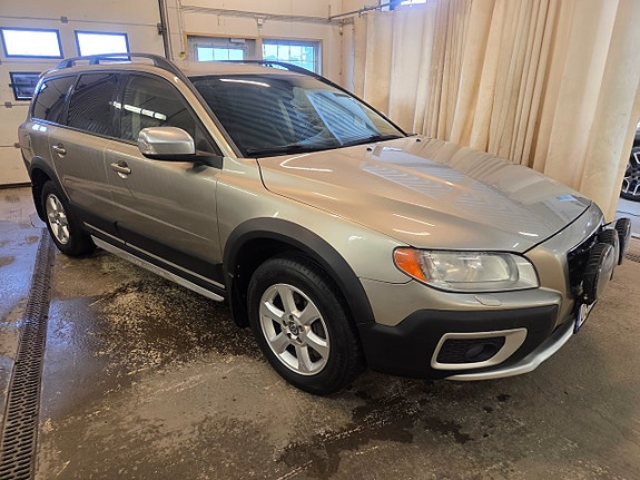 Volvo XC70 4 of 18