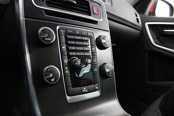 Volvo V60 19 of 19