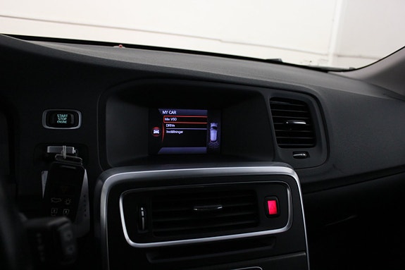 Volvo V60 18 of 19