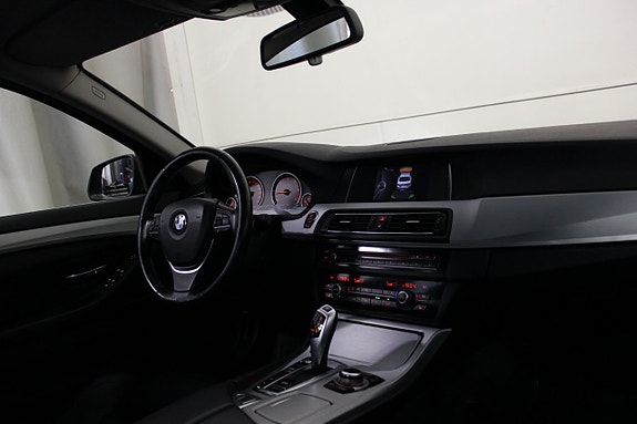 BMW 520d 15 of 22