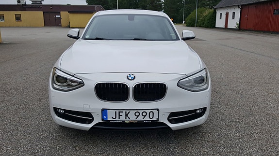 BMW 118d 12 of 22