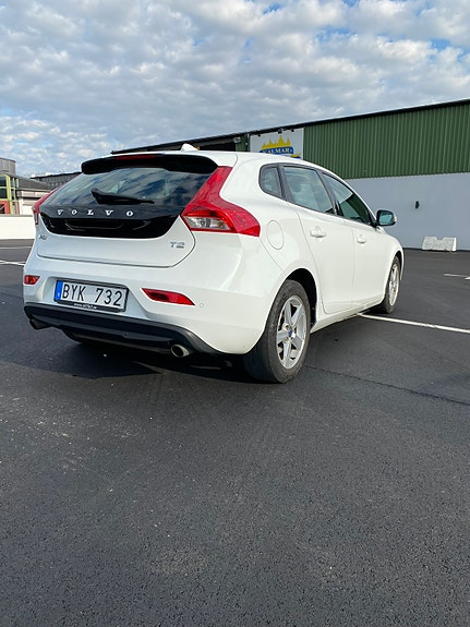Volvo V40 4 of 10