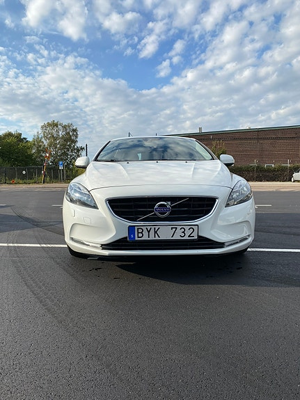 Volvo V40 10 of 10