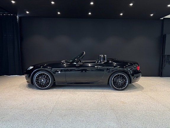 Mazda MX-5 3 of 5