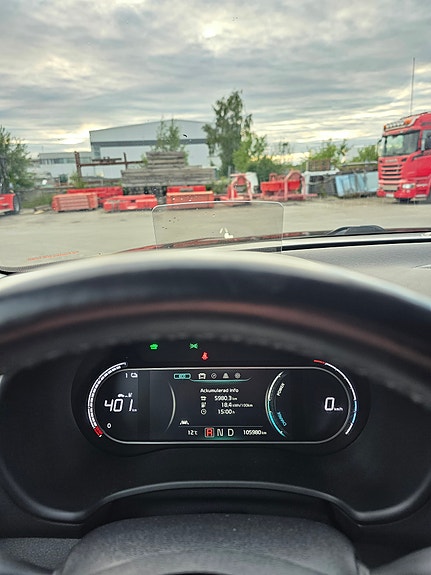 Kia e-Soul 7 of 12