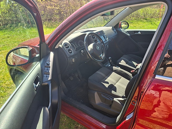 Volkswagen Tiguan 4 of 5