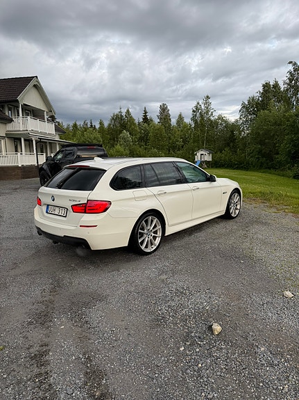 BMW 535d 4 of 5