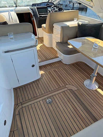 Princess V42 -2006 | 2 x Volvo Penta D6-350 3 of 5