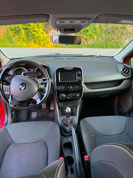 Renault Clio 4 of 13