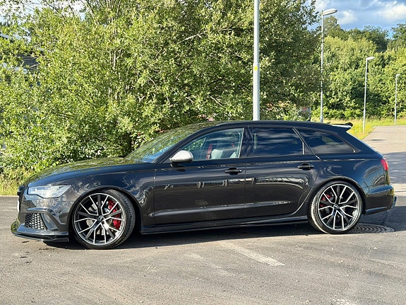 Audi RS6 2 of 5