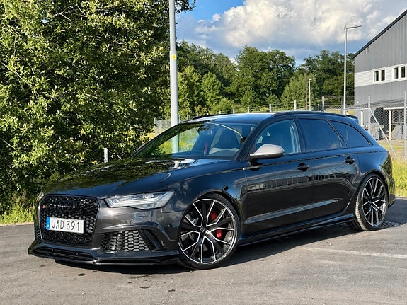 Audi RS6 3 of 5