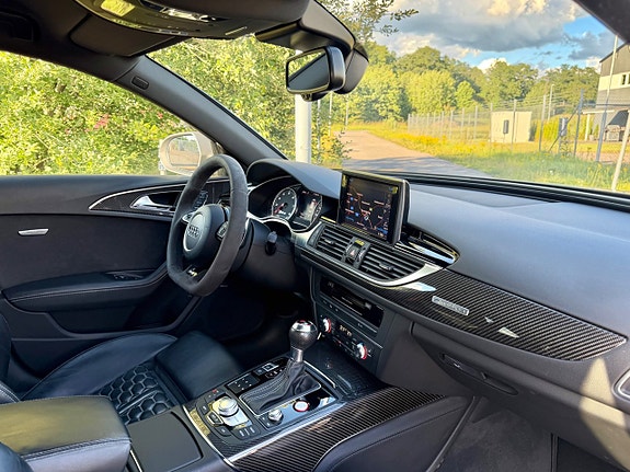 Audi RS6 13 of 24