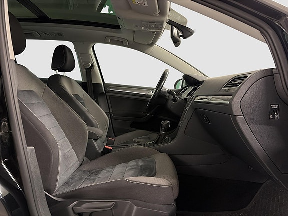Volkswagen Golf Alltrack 5 of 5