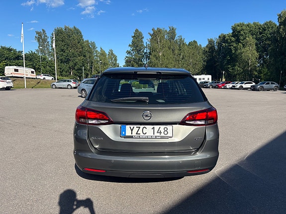Opel Astra 4 of 5