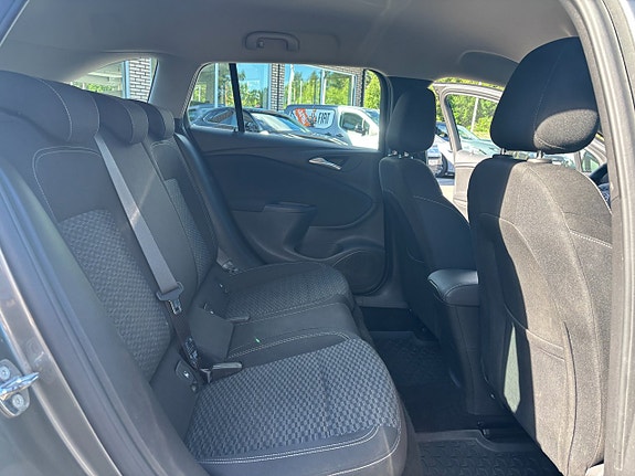 Opel Astra 12 of 26
